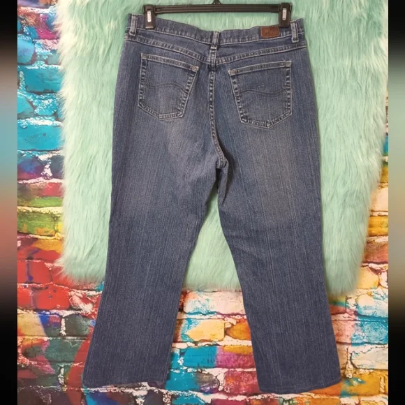 Lee Relaxed Boot Cut Jeans Size 14 Short - Picture 3 of 15